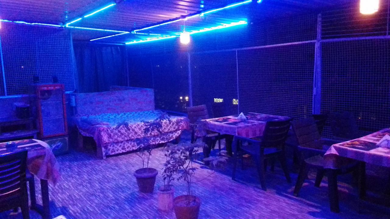Buddha Guest House Варанаси Экстерьер фото