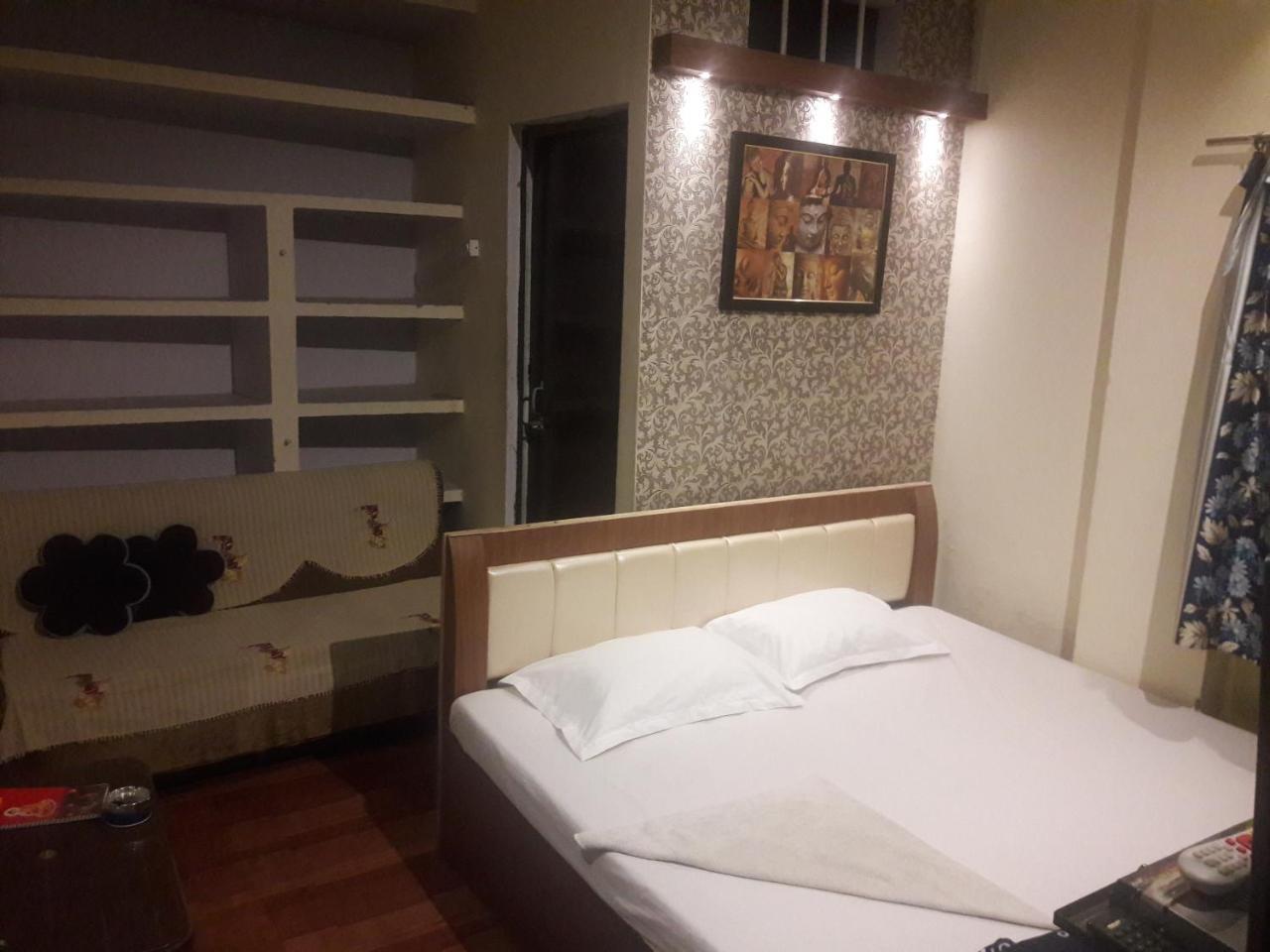 Buddha Guest House Варанаси Экстерьер фото