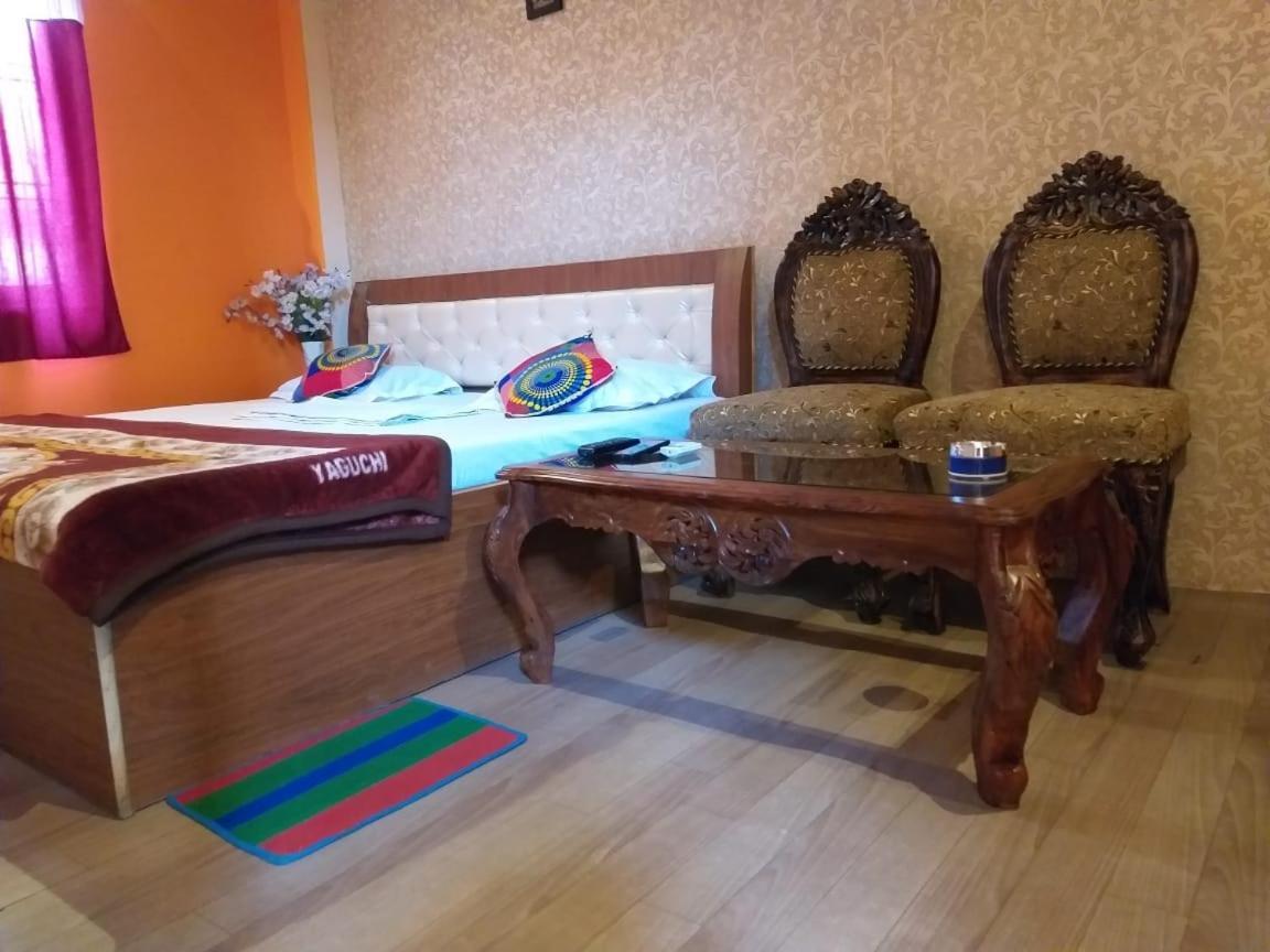Buddha Guest House Варанаси Экстерьер фото